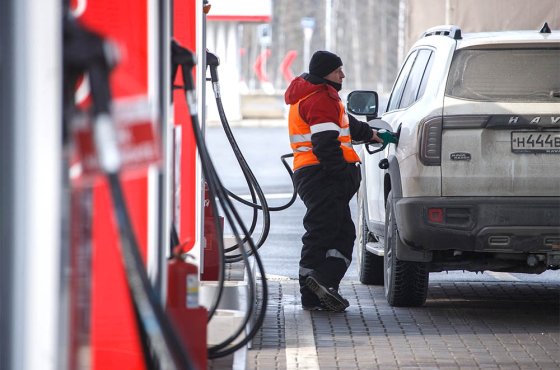 Yerli petrolün yurtdışında işlenmesi, Rus bütçesinden destek alacak. Neden bu gerekli ve kim ödemeler alacak