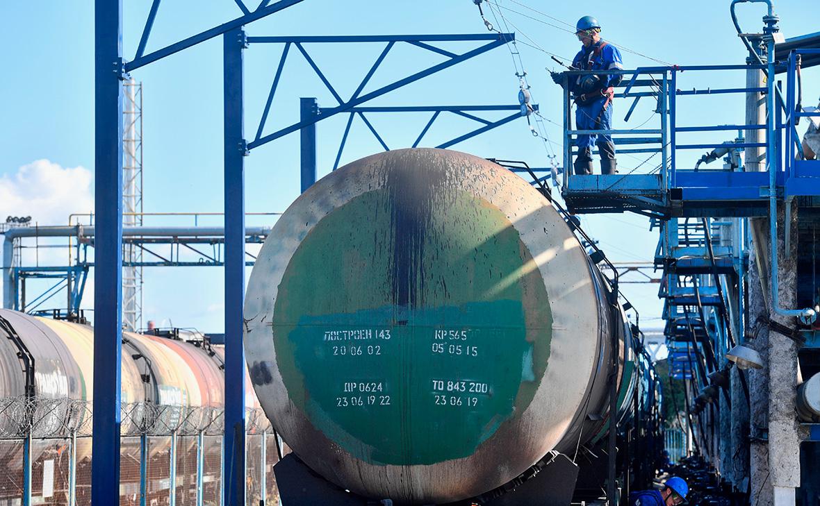 Hükümet, 1 Nisan'dan itibaren benzin ihracatını tamamen yasaklayacak.