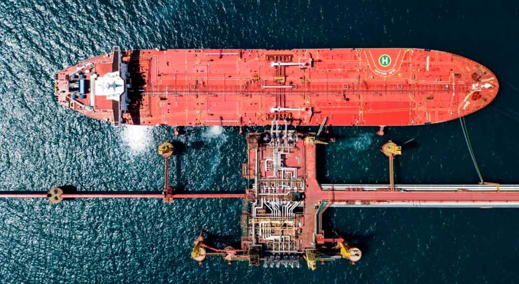 Rusya'nın petrolü rotasını değiştiriyor. Gölgeli filo, Venezüela kaplanı, Hindistan'ın hileleri: yerli ham madde güneşteki yer için mücadele ediyor.